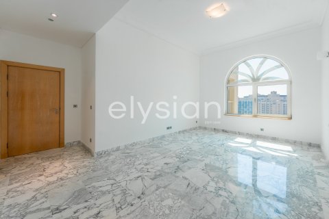 Ático en Shoreline Apartments, Palm Jumeirah, Dubai, 4 dormitorios, 487 m², № 38137 - foto 11