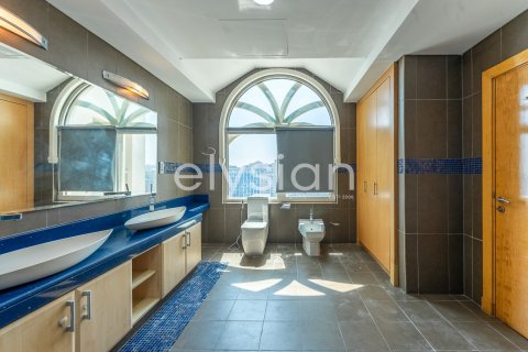 Ático en Shoreline Apartments, Palm Jumeirah, Dubai, 4 dormitorios, 487 m², № 38137 - foto 25
