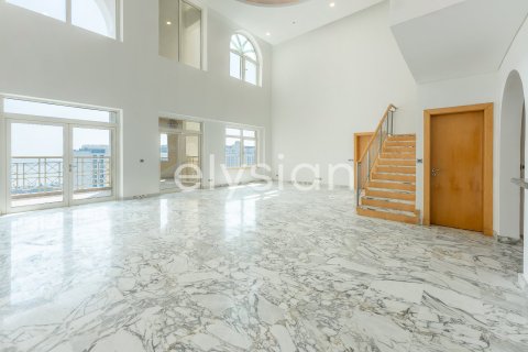 بانتهاوس في Shoreline Apartments, نخلة جميرا, دبي 4 غرف نوم, 487 م² رقم 38137
