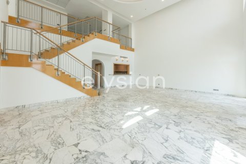 Ático en Shoreline Apartments, Palm Jumeirah, Dubai, 4 dormitorios, 487 m², № 38137 - foto 5