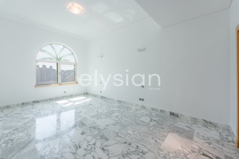 Ático en Shoreline Apartments, Palm Jumeirah, Dubai, 4 dormitorios, 487 m², № 38137 - foto 23