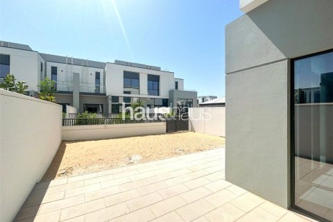 Maison de ville à Al Furjan, Dubai, 3 chambres, 244 m², № 44983