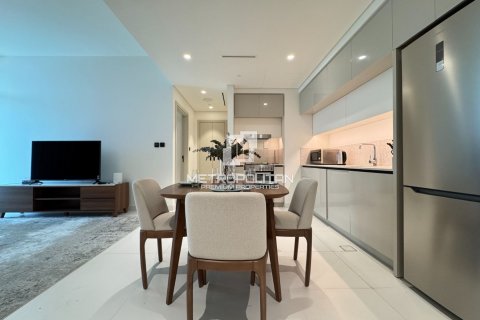 Appartement à EMAAR Beachfront, Dubai Harbour, Dubai, 2 chambres, 109 m², № 74120 - photo 2