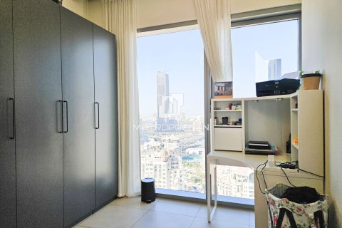 Снять в аренду квартиру в Downtown Views II, Даунтаун Дубай (Даунтаун Бурдж Дубай), Дубай: 3 спальни, 170м², № 74118 - фото 11