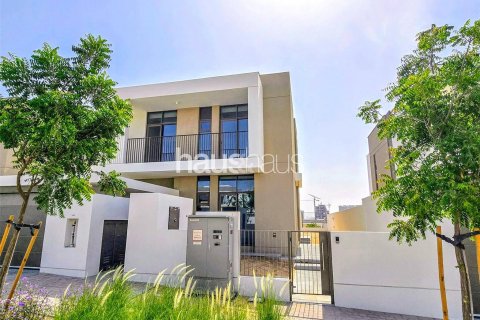 Villa en Al Furjan, Dubai, 4 dormitorios, 449 m², № 43828