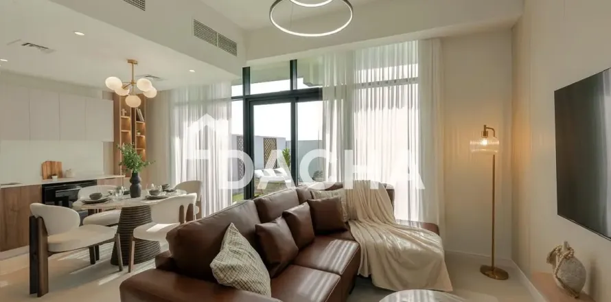 Adosado en Dubai Land, Dubai, 3 dormitorios, 170 m², № 135277
