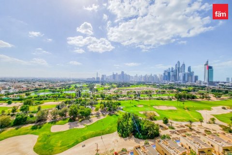 Apartment in The Views, Dubai 3 bedrooms, 162.6 sq.m. № 135248