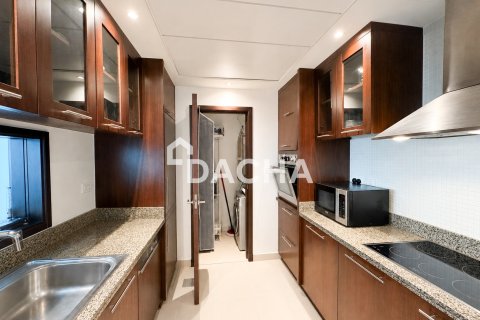 Apartment in Marina Promenade, Dubai Marina, Dubai 1 bedroom, 96 sq.m. № 135276 - photo 2