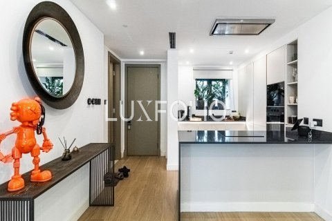 Apartment in Downtown Dubai (Downtown Burj Dubai), Dubai 1 bedroom, 139 sq.m. № 45830 - photo 7