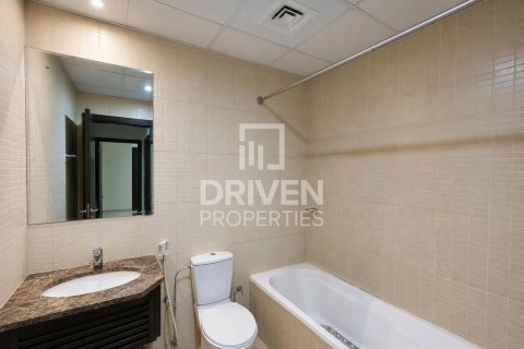 Apartment in Queue Point, Dubai Land, Dubai 3 bedrooms, 162.21 sq.m. № 138649 - photo 9