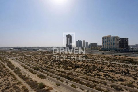 Apartment in Queue Point, Dubai Land, Dubai 3 bedrooms, 162.21 sq.m. № 138649 - photo 12