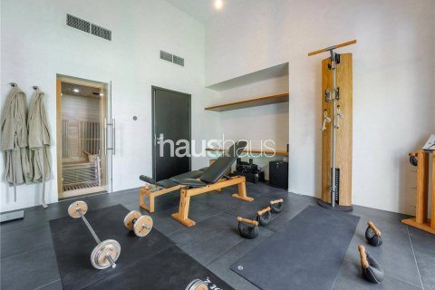 Villa in Dubai Investment Park, Dubai 4 bedrooms, 390 sq.m. № 43256 - photo 23