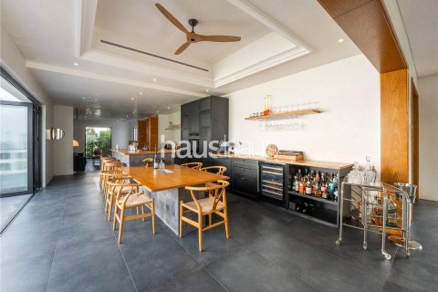 Villa in Dubai Investment Park, Dubai 4 bedrooms, 390 sq.m. № 43256 - photo 6