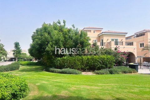 Вилла в The Villa, Дубай, 5 спален, 555м², № 43237