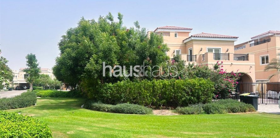 Вилла в The Villa, Дубай, 5 спален, 555м², № 43237