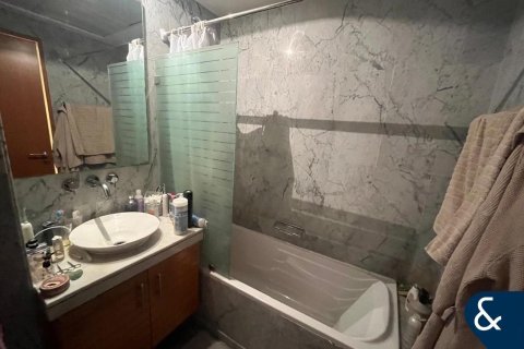 Apartamento en Jumeirah Lake Towers, Dubai, 1 dormitorio, 94 m², № 91288 - foto 12