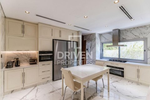 Снять в аренду виллу в Дубай Хилс Эстейт, Дубай: 6 спален, 1268.22м², № 129592 - фото 8