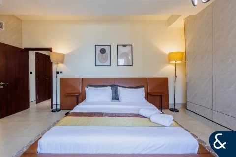 Apartment in Jumeirah Beach Residence, Dubai 2 bedrooms, 119 sq.m. № 79300 - photo 19
