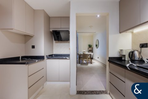 Apartment in Jumeirah Beach Residence, Dubai 2 bedrooms, 119 sq.m. № 79300 - photo 8