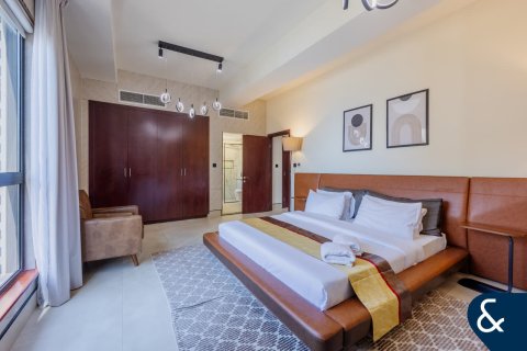 Apartment in Jumeirah Beach Residence, Dubai 2 bedrooms, 119 sq.m. № 79300 - photo 18
