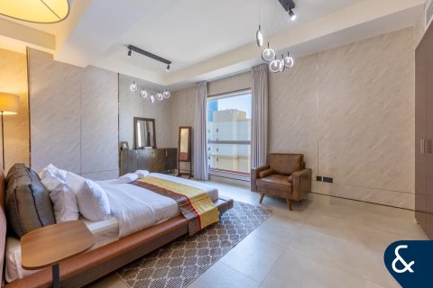 Apartment in Jumeirah Beach Residence, Dubai 2 bedrooms, 119 sq.m. № 79300 - photo 16