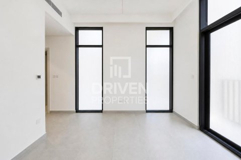 Townhouse in Mudon, Dubai 4 bedrooms, 262.08 sq.m. № 136664 - photo 12
