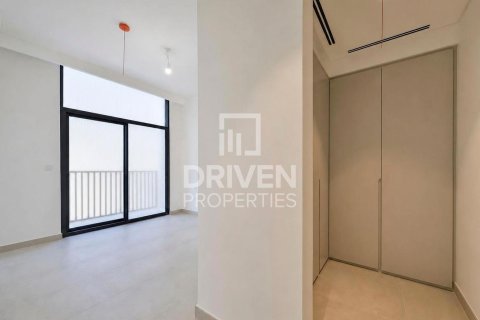 Townhouse in Mudon, Dubai 4 bedrooms, 262.08 sq.m. № 136664 - photo 10