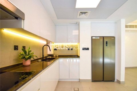 Adosado en The Springs, Dubai, 2 dormitorios, 172 m², № 43271 - foto 2