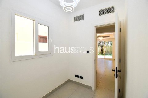 Adosado en The Springs, Dubai, 2 dormitorios, 172 m², № 43271 - foto 16