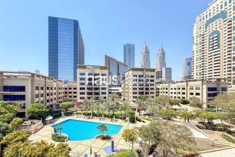 Apartamento en Greens, Dubai, 3 dormitorios, 192 m², № 43262