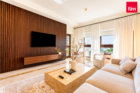 Apartamento en Palm Jumeirah, Dubai, 2 dormitorios, 163.4 m², № 114257 - foto 2