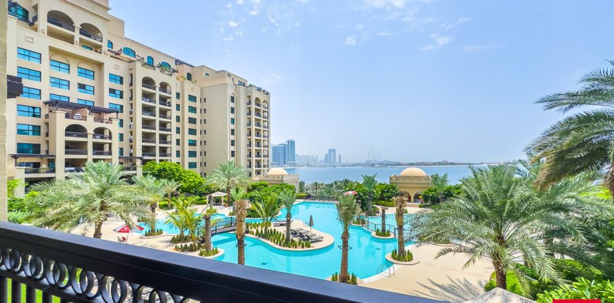 Apartamento en Palm Jumeirah, Dubai, 2 dormitorios, 163.4 m², № 114257