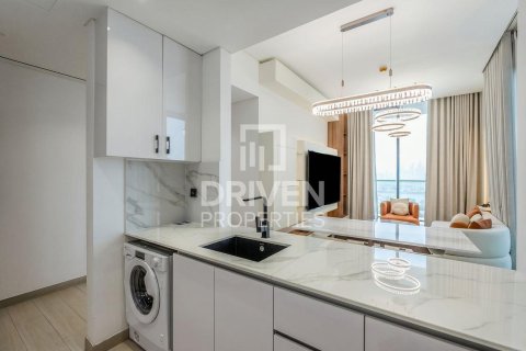 Снять в аренду квартиру в District 15, Джумейра Вилладж Серкл, Дубай: 2 спальни, 148.18м², № 128982 - фото 7