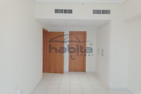 Apartment in Sheikh Zayed Road, Dubai 2 bedrooms, 107.2 sq.m. № 7651 - photo 4