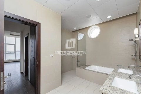 Appartement à Tiara Residences, Palm Jumeirah, Dubai, 3 chambres, 211 m², № 73071 - photo 8