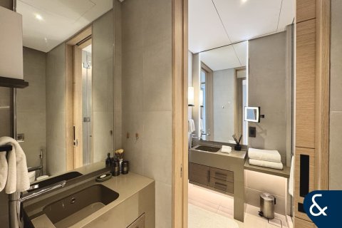 Apartment in The Address Jumeirah Resort and Spa, Jumeirah Beach Residence, Dubai 3 bedrooms, 173 sq.m. № 76083 - photo 10