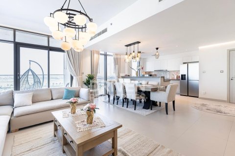 Apartment in The cove, Dubai Creek Harbour (The Lagoons), Dubai 3 bedrooms, 170.94 sq.m. № 136639 - photo 3