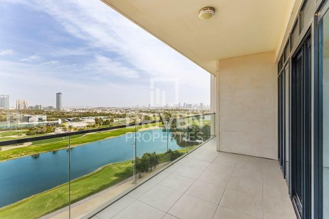 Appartement à Vida Residence, The Hills, Dubai, 3 chambres, 165.55 m², № 130018