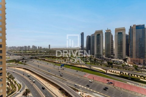 Снять в аренду квартиру в Дубай Марине, Дубай: 1 спальня, 67.17м², № 130008 - фото 12