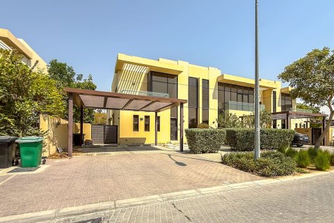 Adosado en Rockwood, DAMAC Hills (Akoya by DAMAC), Dubai, 3 dormitorios, 258.49 m², № 142245