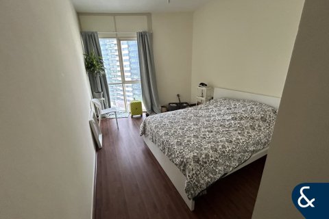 Apartment in Jumeirah Lake Towers, Dubai 2 bedrooms, 121 sq.m. № 75274 - photo 6