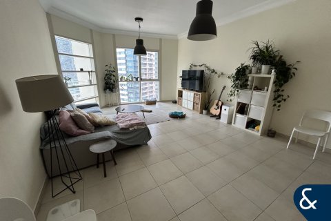 Apartment in Jumeirah Lake Towers, Dubai 2 bedrooms, 121 sq.m. № 75274 - photo 4
