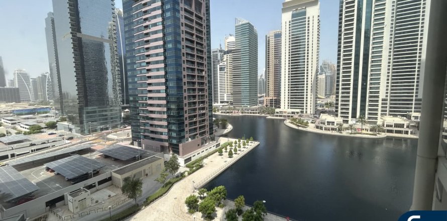 Apartment in Jumeirah Lake Towers, Dubai 2 bedrooms, 121 sq.m. № 75274