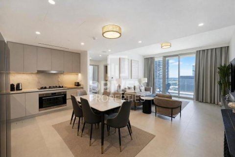 Apartamento en EMAAR Beachfront, Dubai Harbour, Dubai, 3 dormitorios, 152.64 m², № 140958 - foto 15
