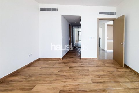 Villa in Al Furjan, Dubai 4 bedrooms, 377 sq.m. № 43802 - photo 8