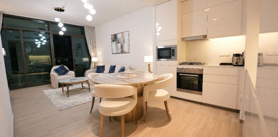 Квартира в Дубае, 1 спальня, 65м², № 113807