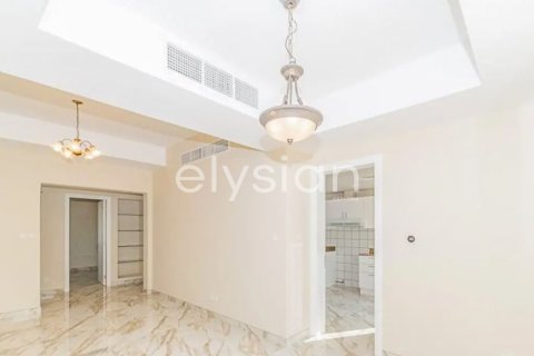 Villa en Springs 15, The Springs, Dubai, 3 dormitorios, 434 m², № 38130 - foto 15