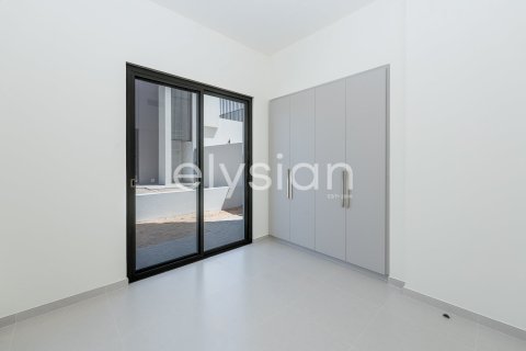 Townhouse in EMAAR South, Dubai South (Dubai World Central), Dubai 3 bedrooms, 177 sq.m. № 38129 - photo 4