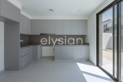 Townhouse in EMAAR South, Dubai South (Dubai World Central), Dubai 3 bedrooms, 177 sq.m. № 38129 - photo 8
