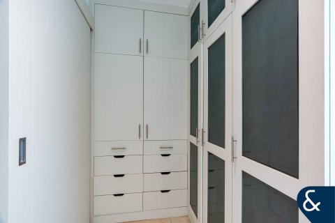 Apartment in The Views, Dubai 1 bedroom, 77 sq.m. № 88969 - photo 14